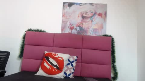 Hanna Palmer online show from December 6, 11:44 am