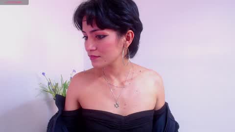 Sara online show from January 31, 6:36 pm