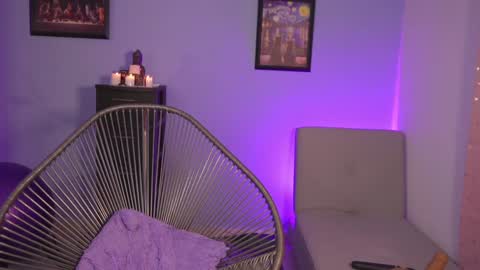 Snapshot of hanna_chris chatting on January 4, 11:38 pm HANNA online show from January 4, 11:38 pm