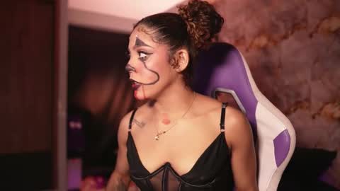 Snapshot of hanna_chris chatting on October 29, 11:17 pm HANNA online show from October 29, 11:17 pm