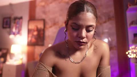 Snapshot of hanna_chris chatting on November 24, 11:04 pm HANNA online show from November 24, 11:04 pm