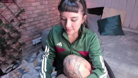 Hanna clark online show from May 11, 2:45 pm