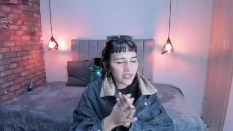 Hanna clark online show from May 19, 11:38 am
