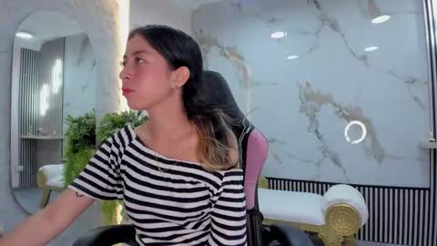 Snapshot of hanna_cutte_ chatting on November 26, 6:42 pm Hanna online show from November 26, 6:42 pm