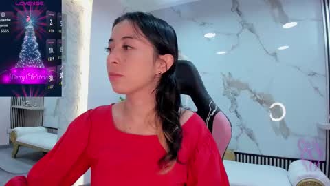 Snapshot of hanna_cutte_ chatting on December 14, 10:20 am Hanna online show from December 14, 10:20 am