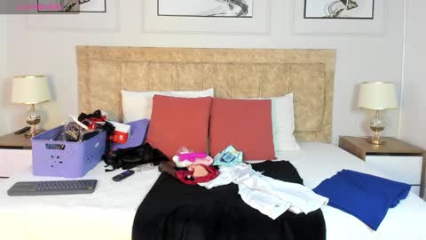 hanna_daze online show from February 20, 11:22 am