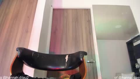 hannah dilau  online show from February 11, 1:16 pm