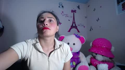 Snapshot of hanna_girl21 chatting on November 29, 4:59 am HANNA online show from November 29, 4:59 am