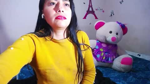 Snapshot of hanna_girl21 chatting on December 14, 11:15 am HANNA online show from December 14, 11:15 am