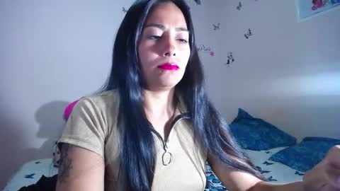 Snapshot of hanna_girl21 chatting on March 9, 3:32 am HANNA online show from March 9, 3:32 am