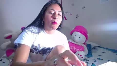 Snapshot of hanna_girl21 chatting on March 11, 1:55 am HANNA online show from March 11, 1:55 am