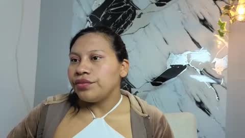 Snapshot of hanna_goldenst chatting on November 24, 7:13 pm hanna_goldenst online show from November 24, 7:13 pm