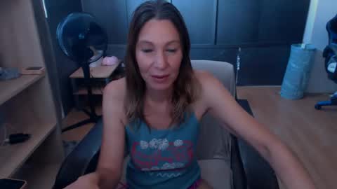 hanna_ha online show from July 9, 7:45 am