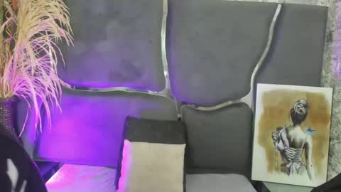 Hanna online show from July 4, 2:07 am