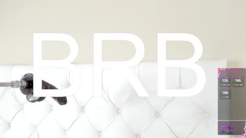 Snapshot of hanna_kiim chatting on February 14, 3:26 pm online show from February 14, 3:26 pm