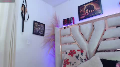 hanna_plum online show from November 4, 1:59 am