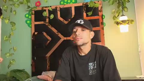 Snapshot of hanna_sebas chatting on June 23, 12:36 pm HANNA Y SEBAS online show from June 23, 12:36 pm