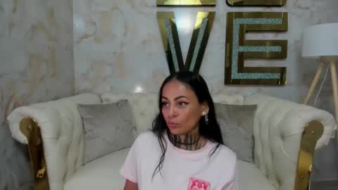 EVA online show from November 25, 10:15 am