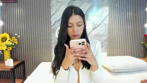 Snapshot of hanna_stell chatting on April 29, 9:35 am Hanna S online show from April 29, 9:35 am