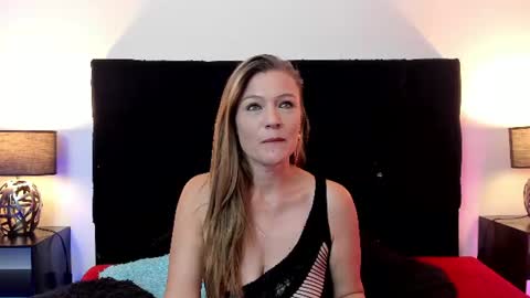 hanna_vell11 online show from July 24, 2:09 am