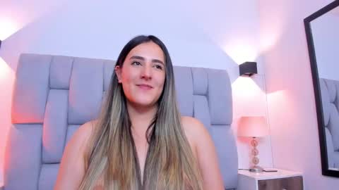 Snapshot of hannaa86 chatting on November 14, 8:46 am Hanna online show from November 14, 8:46 am