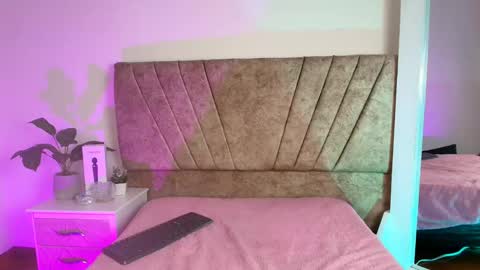 Snapshot of hannaa_cute chatting on June 2, 1:57 pm Hanna 3 online show from June 2, 1:57 pm