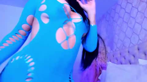 Snapshot of hannabruunn chatting on November 5, 12:54 am Hanna Brunn online show from November 5, 12:54 am