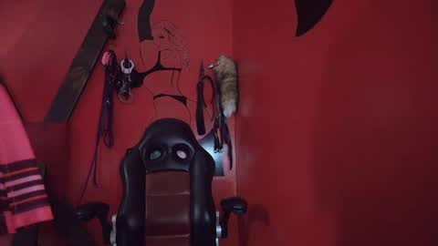 Hanna online show from September 11, 3:12 pm