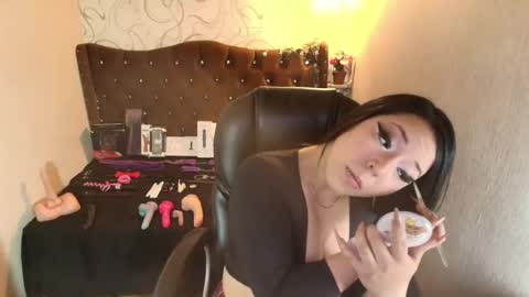Snapshot of hannacarterr chatting on July 26, 1:51 pm Hanna online show from July 26, 1:51 pm
