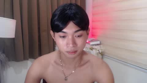 Snapshot of hannah_davis69 chatting on December 7, 9:00 pm Alex online show from December 7, 9:00 pm
