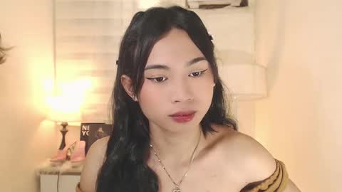 Snapshot of hannah_davis69 chatting on January 24, 5:42 am Alex online show from January 24, 5:42 am