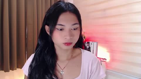 Snapshot of hannah_davis69 chatting on February 4, 3:44 am Alex online show from February 4, 3:44 am