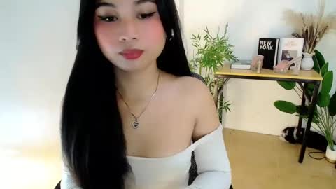 Snapshot of hannah_davis69 chatting on July 12, 2:46 am Alex online show from July 12, 2:46 am