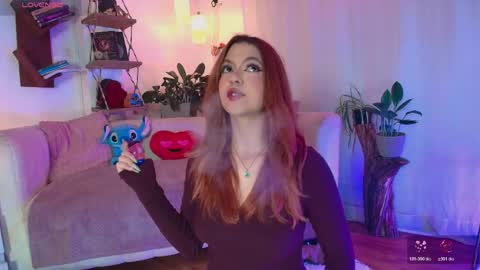 hannah_lovee online show from May 26, 2:29 am