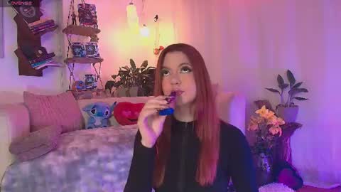 hannah_lovee online show from June 10, 2:34 am