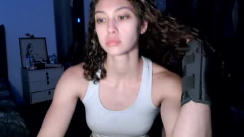 Snapshot of hannahbreeze chatting on May 27, 1:57 am Hannah Breeze online show from May 27, 1:57 am