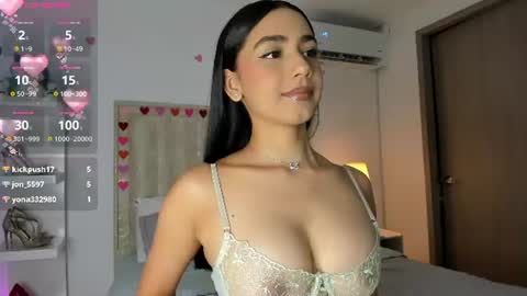 HANNAH GREENN - follow me online show from June 26, 1:43 am