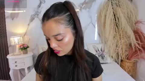 Hannahill69 online show from June 10, 5:07 am
