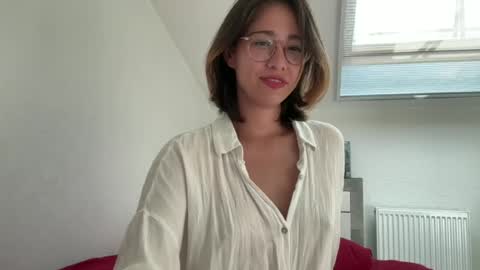 Snapshot of hannahinto chatting on July 17, 2:02 pm hannahinto online show from July 17, 2:02 pm