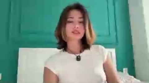 Snapshot of hannahinto chatting on July 27, 2:46 pm hannahinto online show from July 27, 2:46 pm