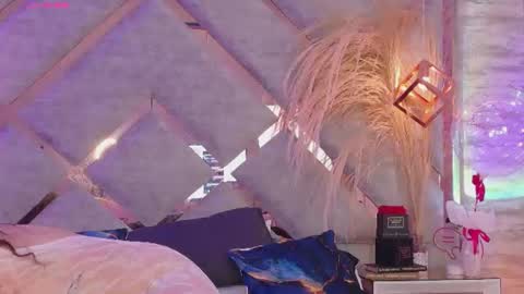 hannaprada1 online show from June 10, 12:04 pm