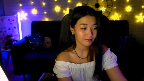 Snapshot of hannarosie chatting on January 6, 7:56 pm hannarosie online show from January 6, 7:56 pm