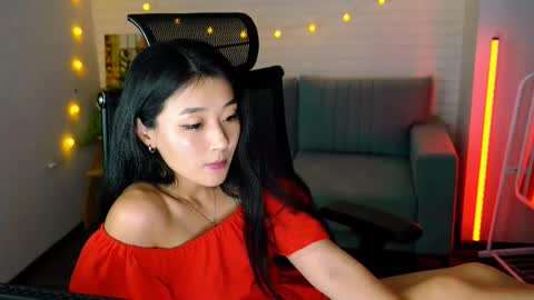 Snapshot of hannarosie chatting on September 15, 7:25 pm hannarosie online show from September 15, 7:25 pm