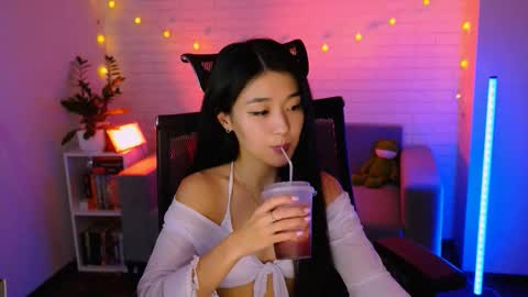 Snapshot of hannarosie chatting on November 9, 8:07 pm hannarosie online show from November 9, 8:07 pm