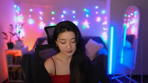 hannarosie online show from March 18, 5:49 pm