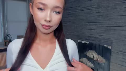 Snapshot of hannavaile chatting on September 12, 7:08 am Hanna online show from September 12, 7:08 am