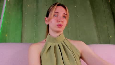 Hannavanilla online show from June 26, 9:46 am