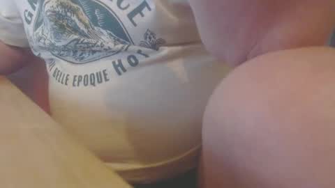 Snapshot of hannes_k chatting on April 14, 10:38 pm hannes_k online show from April 14, 10:38 pm