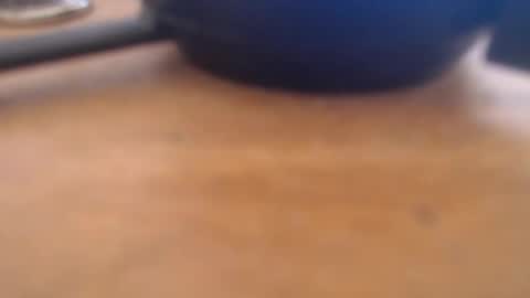 hannes_k online show from August 7, 5:53 am