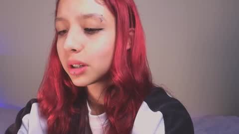 Snapshot of hanniesmile_ chatting on January 13, 12:16 am Hannie online show from January 13, 12:16 am